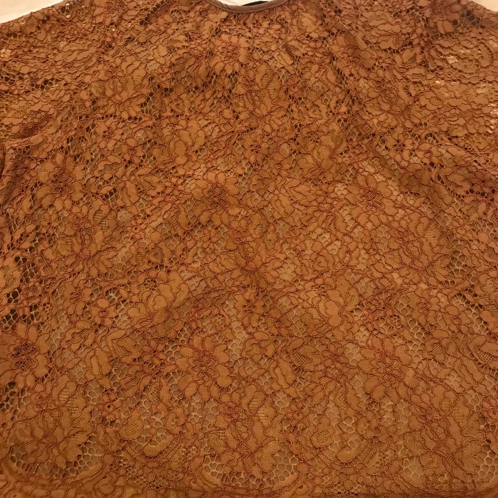 Lace top - Picture 3 of 5